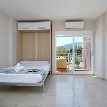 Sunstay Minerva Loft Apartment *